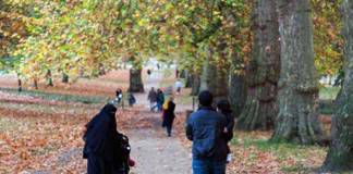 สถิติล่าสุดชี้ ประชากรมุสลิมในอังกฤษทะลุสามล้านกว่าคนแล้ว