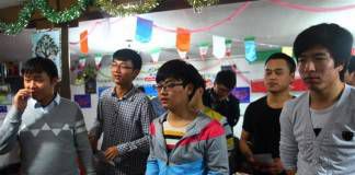 นักเรียนศาสนาชาวจีนในอิหร่านร่วมฉลองตรุษจีน