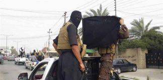 ไอซิสทำลายเอกสารลับของตนในเมืองโมซูล อิรัก หลังถูกถล่มอย่างหนัก