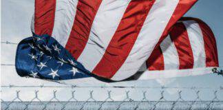 The New York Times รายงาน : ภัยคุกคามที่ใหญ่ที่สุดของอเมริกาคือตัวอเมริกาเอง