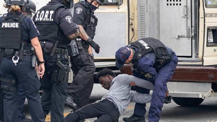 DE79DB8B-599B-4CDF-AE27-461BEAD479A7