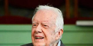 คาร์เตอร์ อดีตประธานาธิบดีสหรัฐฯ เผย : อเมริกาใกล้จะถึงขอบเหวหายนะ !